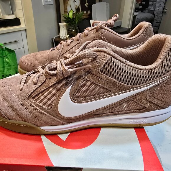 Nike Gato Desert Dust Brown HQ6020-201 Men's Size 10 Shoes SNEAKERS NEW - Picture 1 of 15